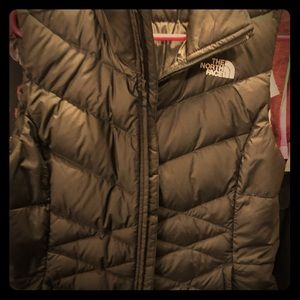Black Down Vest brand new Size medium